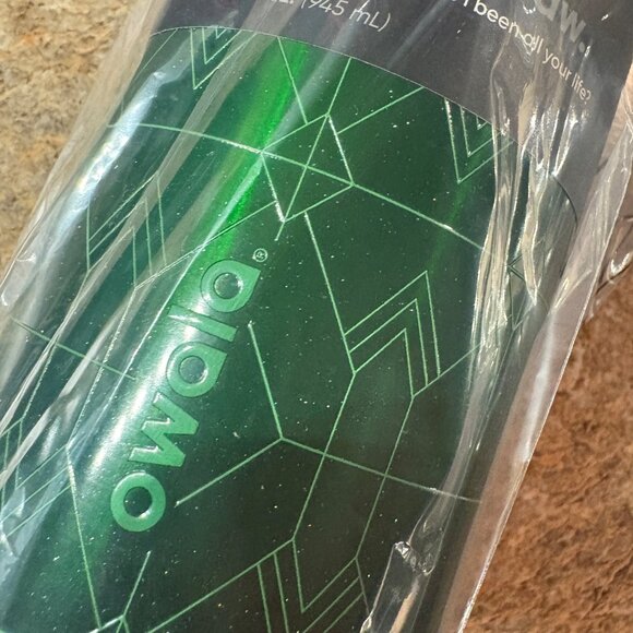 Owala X Wicked For Good ELPHABA 32oz Freesip New With Tags! - Picture 4 of 6